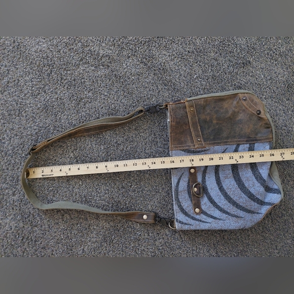 Myra Bag Leather Mixed Media Bohemian Boho Western EUC - Picture 7 of 7